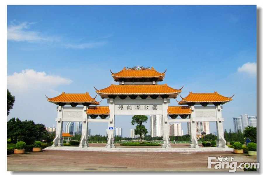 --请选择--