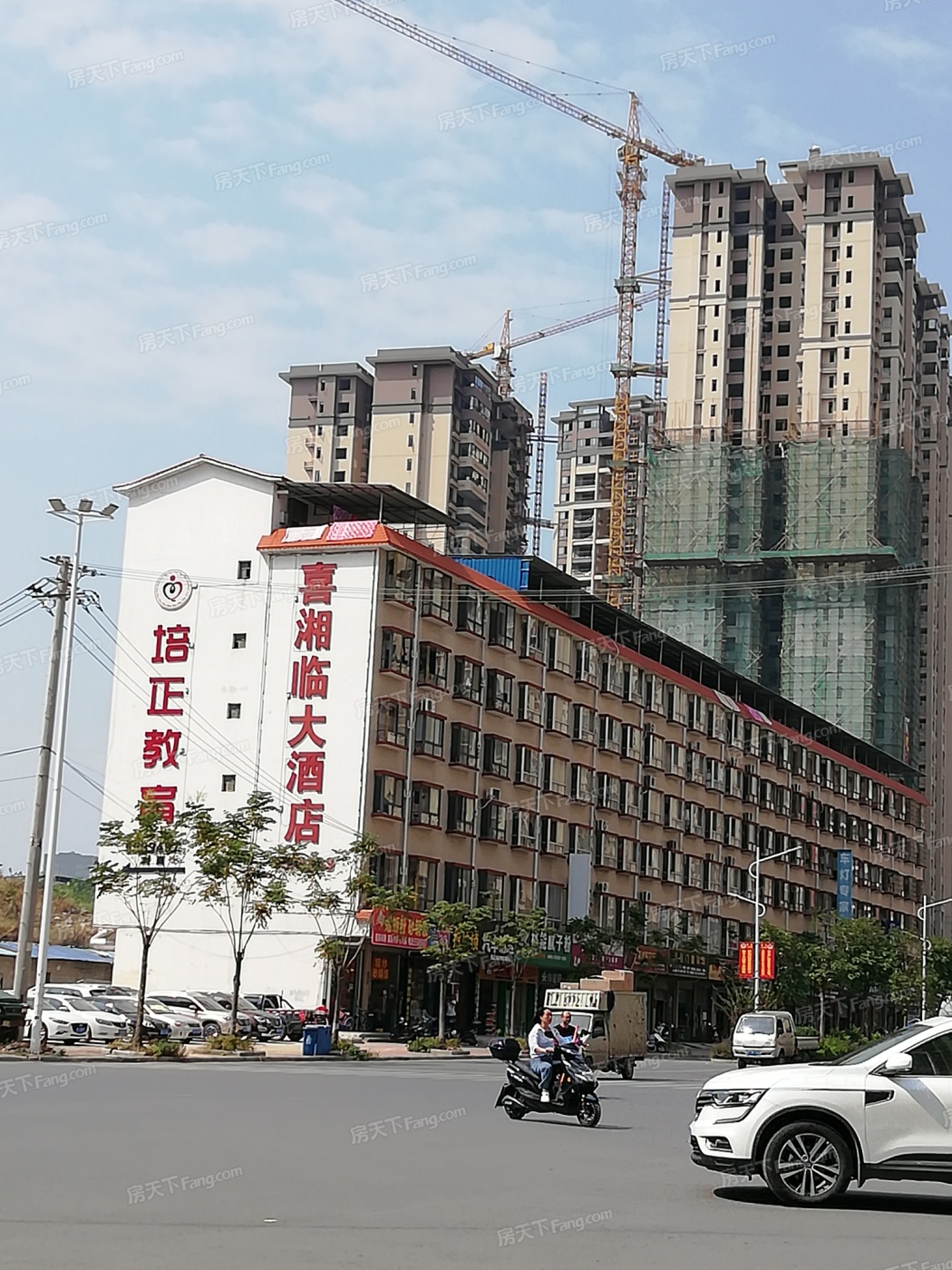 --请选择--